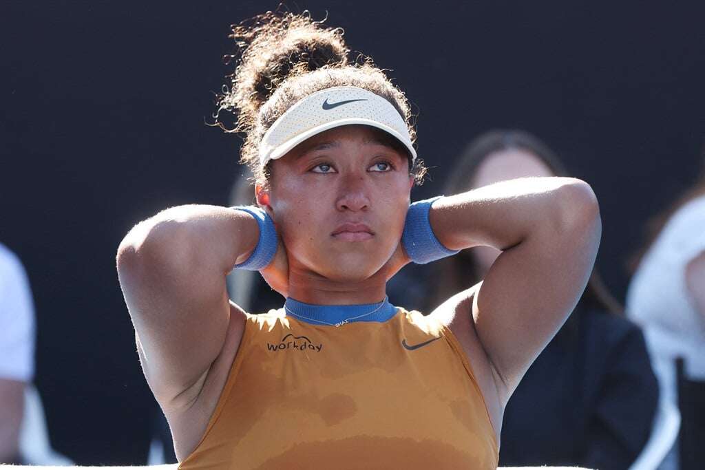 Osaka retires with abdominal injury from Australian Open warm-up