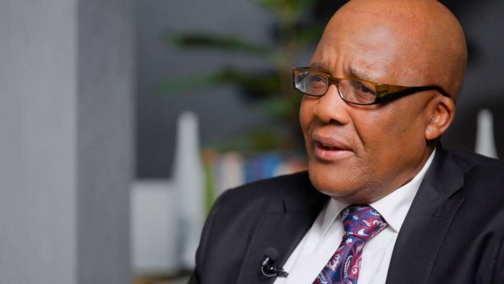 Motsoaledi wants to inject private expertise into battle against multibillion medico-legal claims