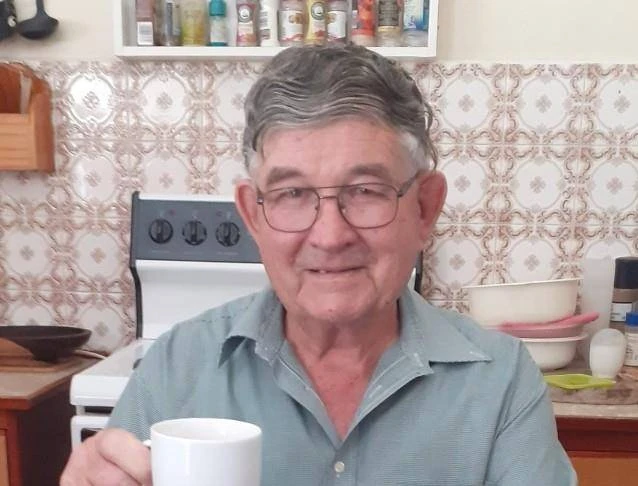 Vermiste bejaarde van Knysna dood in motor onder in kloof gekry