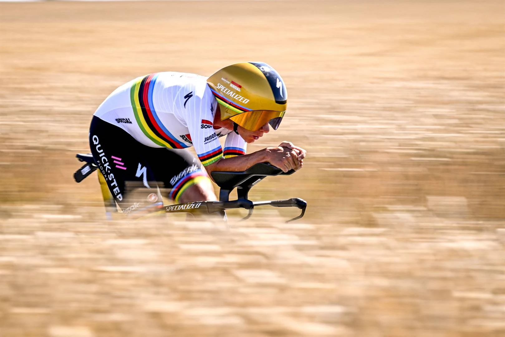 Evenepoel baas in tydtoets, maar Pogacar nou algehele voorloper