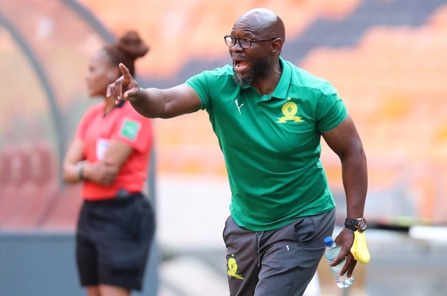 Sundowns coach Mngqithi credits Mokwena and Komphela for first goal scored against Chiefs