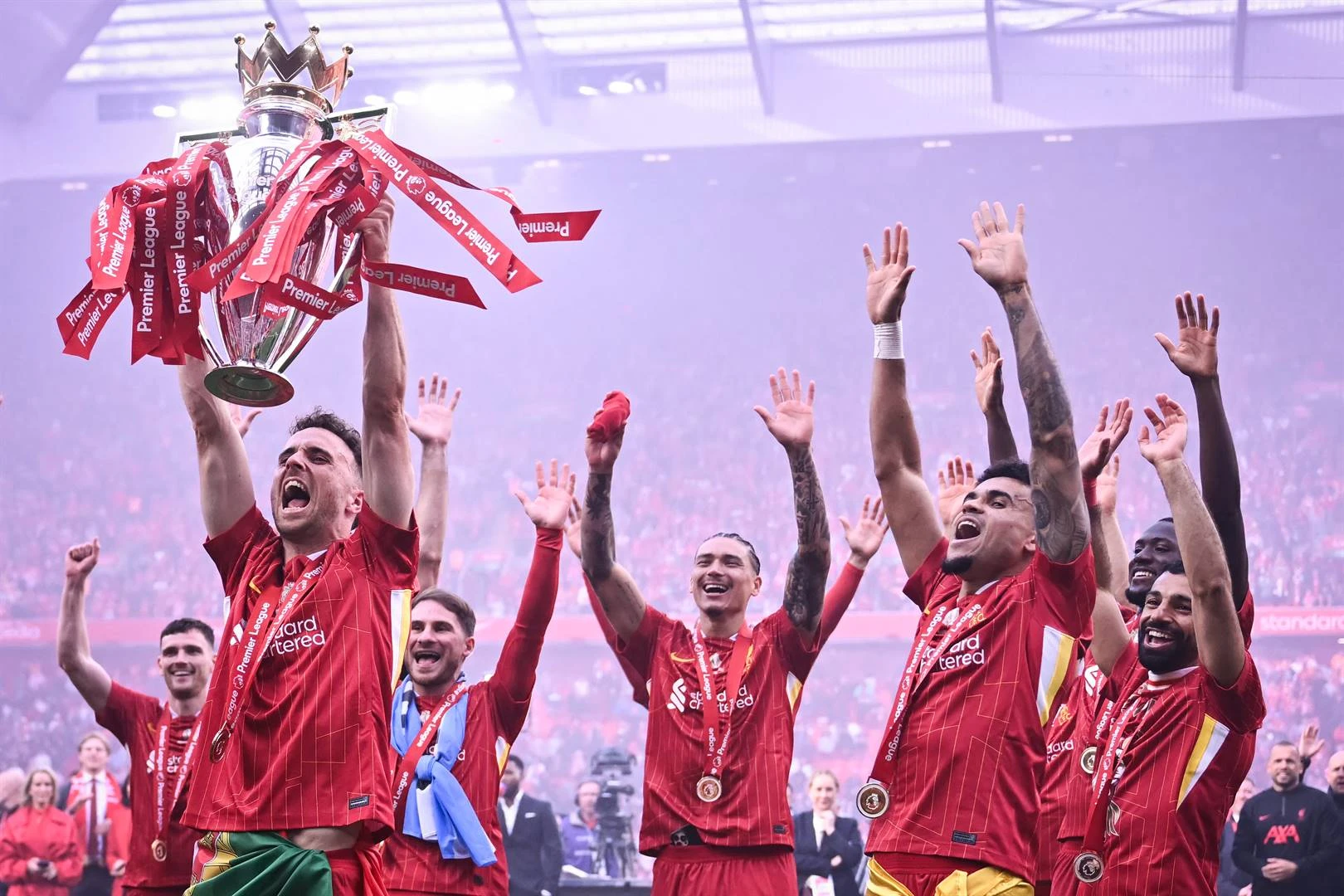 Liverpool-ster Jota en sy broer sterf in motorongeluk in Spanje