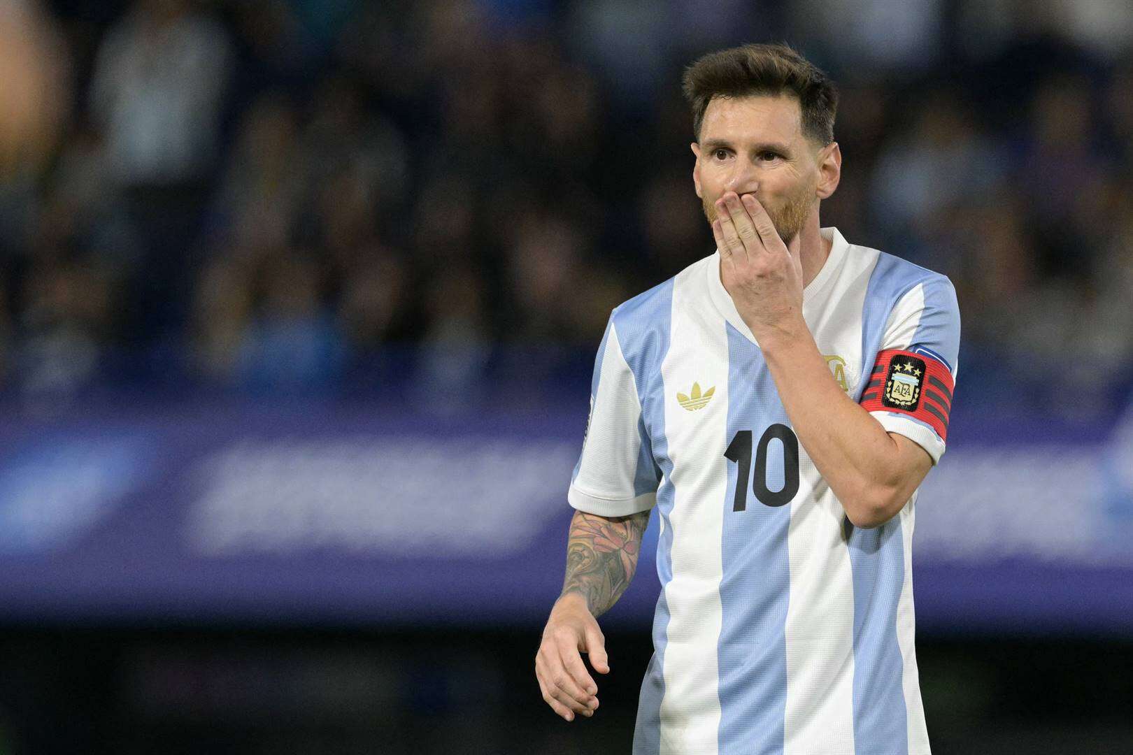 Messi loop Biden se medalje-seremonie in Withuis mis