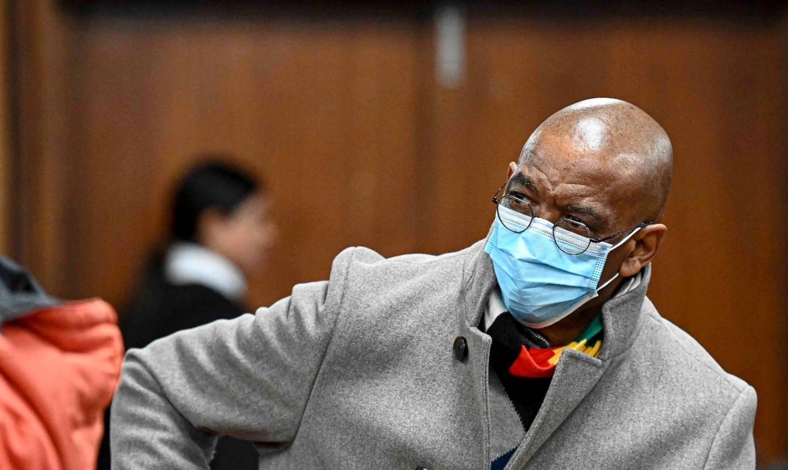 Asbesdak-saak: Stemopnames gaan almal skok, sê Magashule in hof