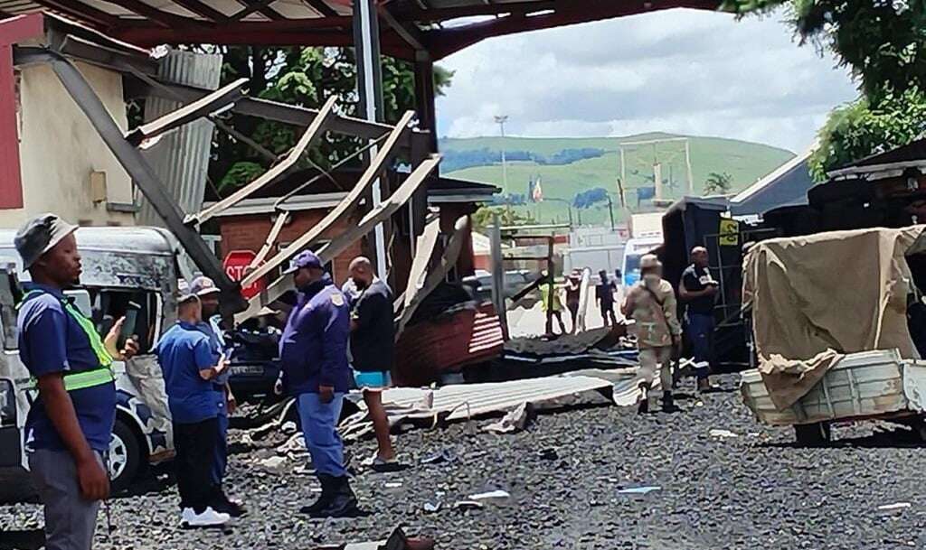 SA-Eswatini border post remains closed after truck crashes into 15 vehicles, damages guardhouses