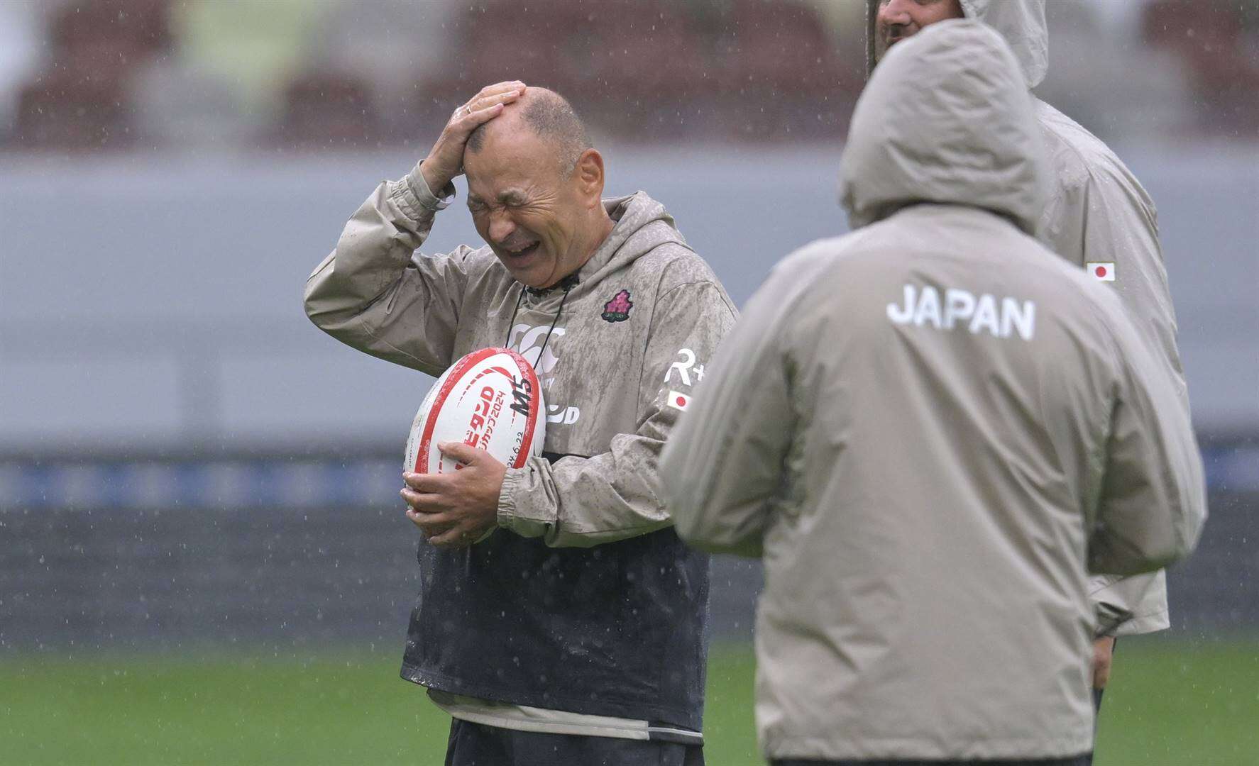 Rustiger Eddie Jones hou net aan om toetswedstryde te verloor