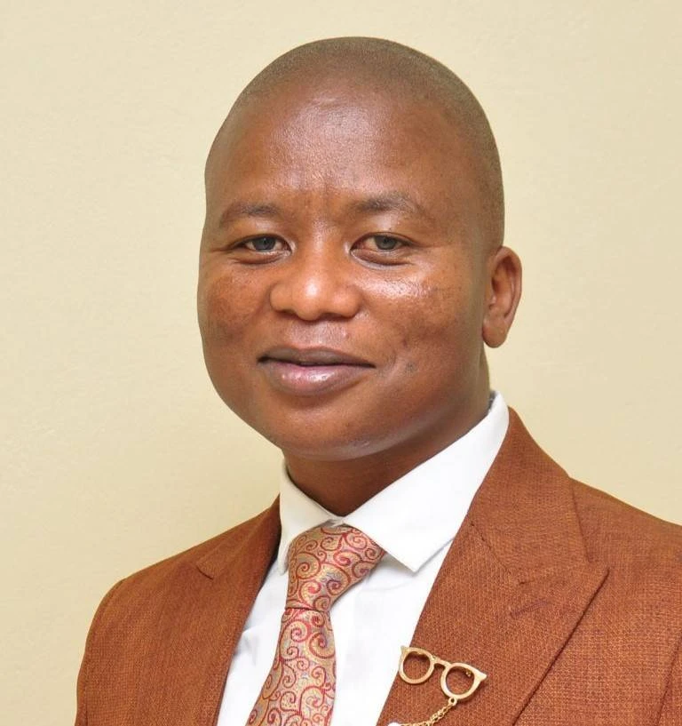 Hoofsweep van Oos-Kaapse munisipaliteit in sy huis doodgeskiet