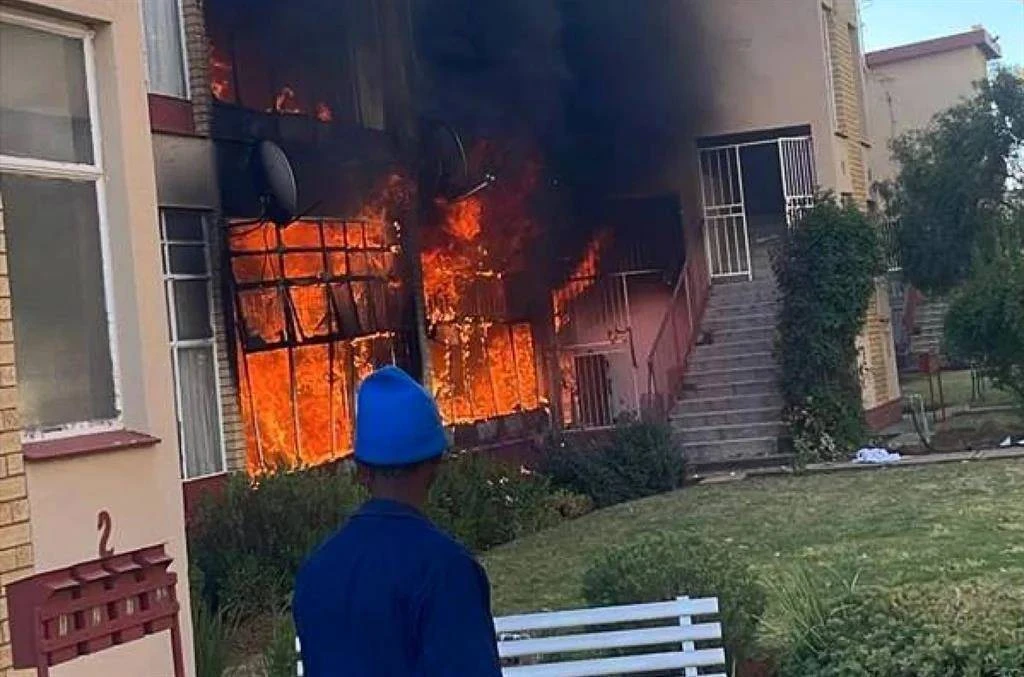 Welkom-huisbrand: 17-jarige sterf