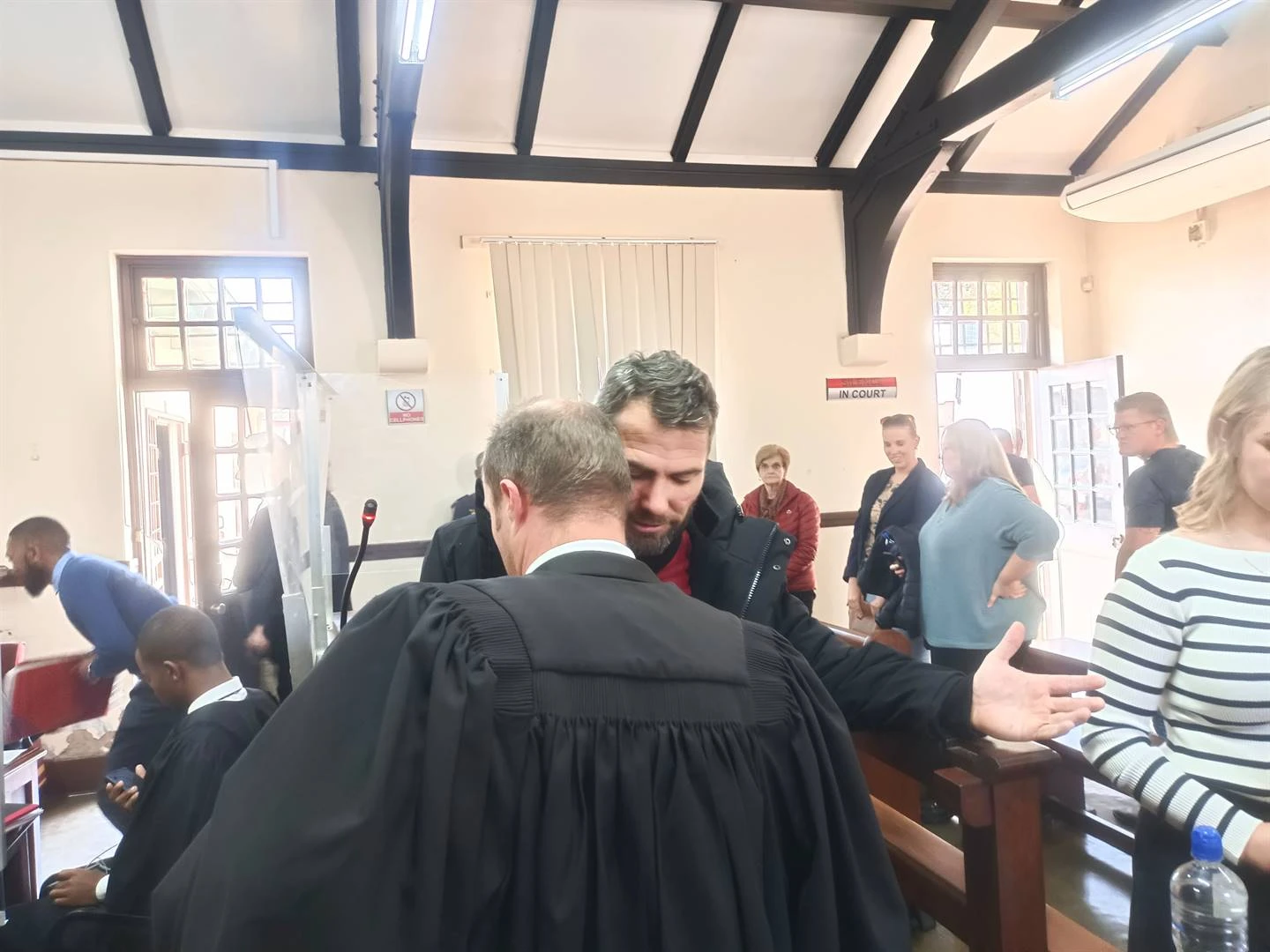 Witrivier-moord: Vrae oor koeël in waterbottel, oproepe