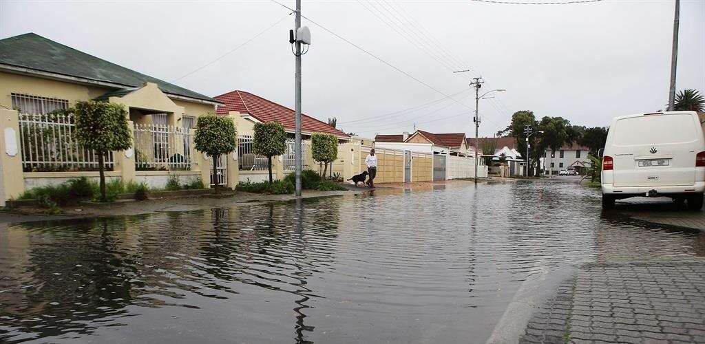 'Take heed,' says City of Cape Town as Level 5 warning issued and officials prepare for wet weekend