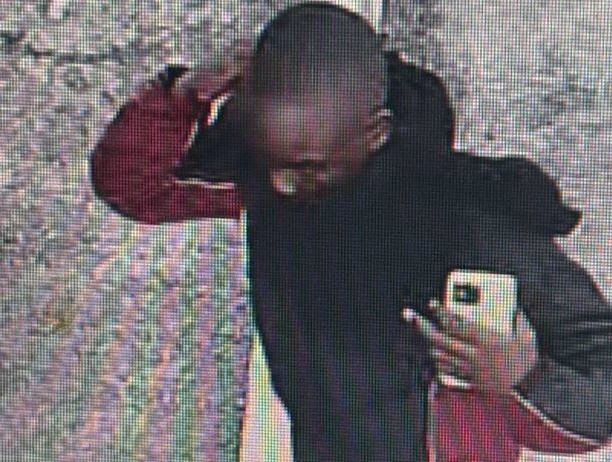 Beloning van R50 000 vir man wat uitvra oor polisiebeampte se kind