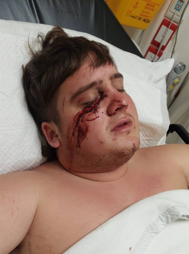 ‘My bru, ons moet hier uit,’ toe sterf vriend langs hom ná bakkie rol