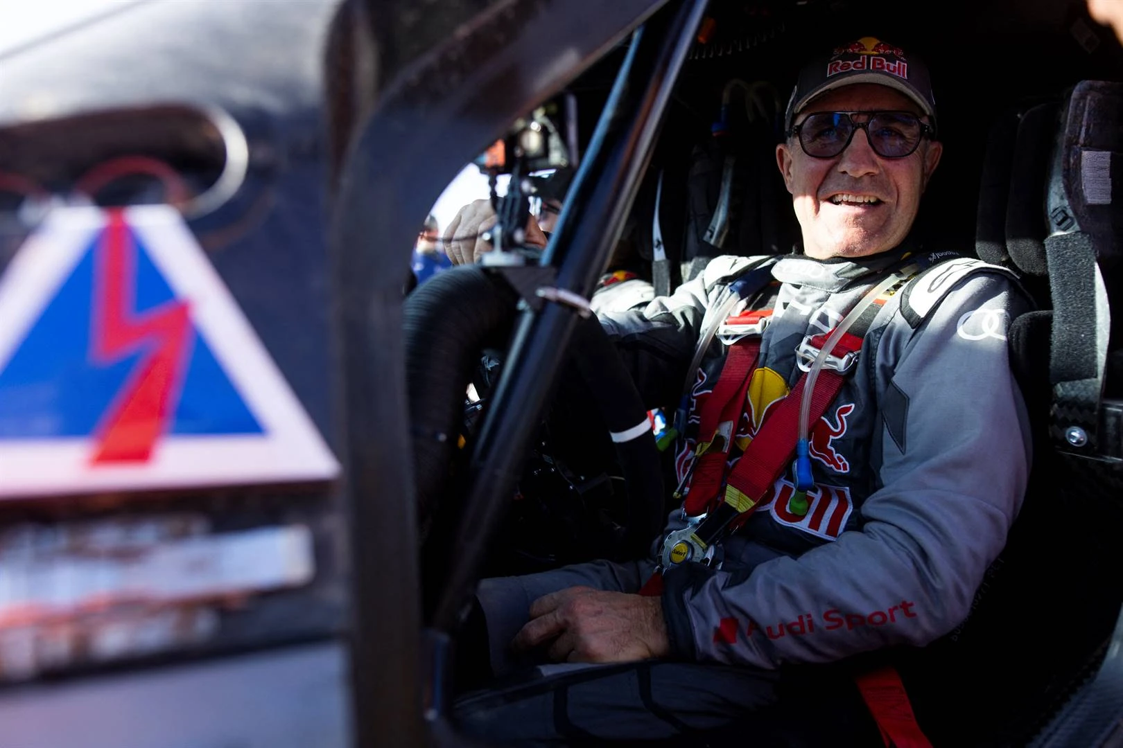 ‘Mnr. Dakar’ volgende jaar terug . . . in ’n Defender