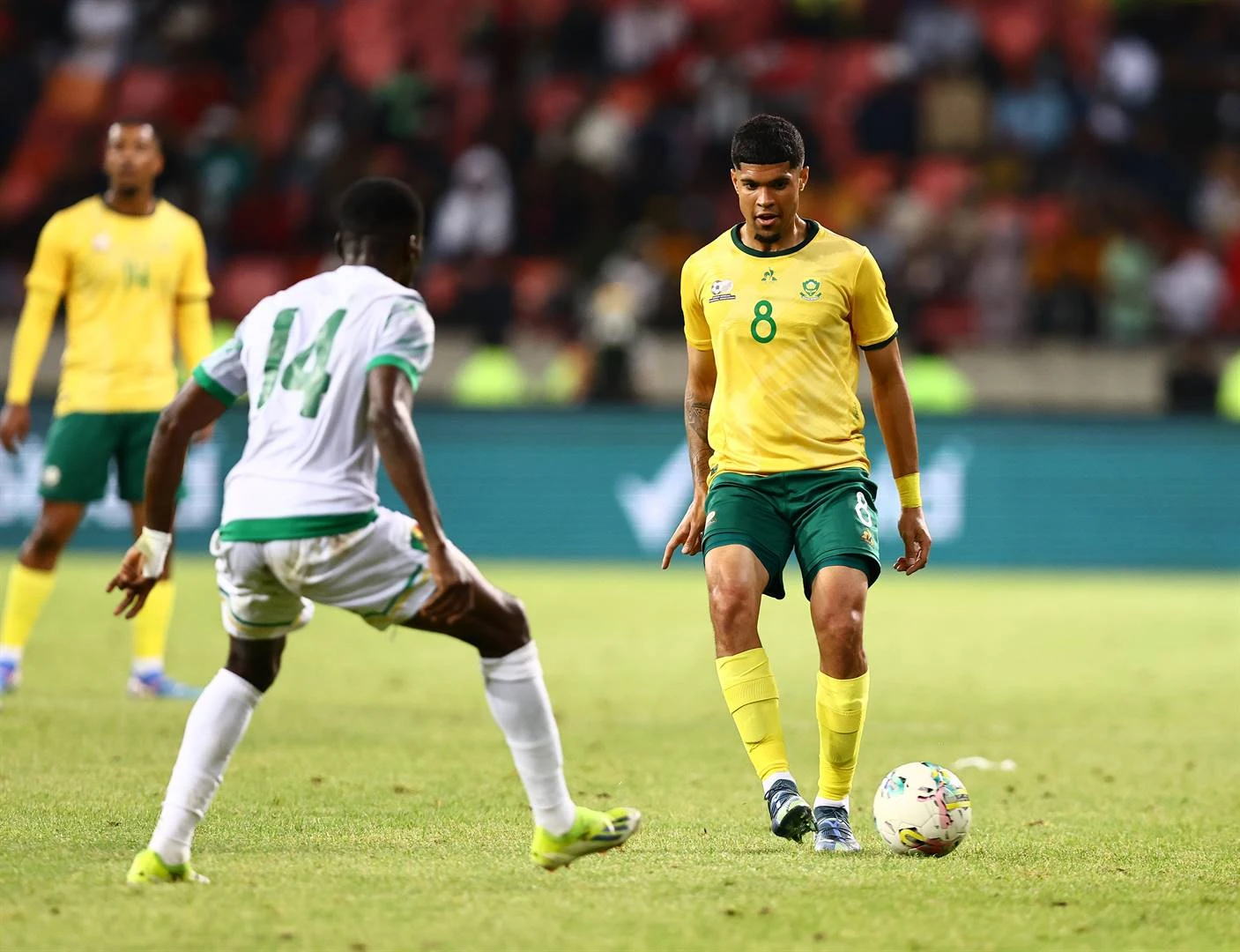 Spelers wat aan Bafana-deur klop, moet nou uithaal en wys