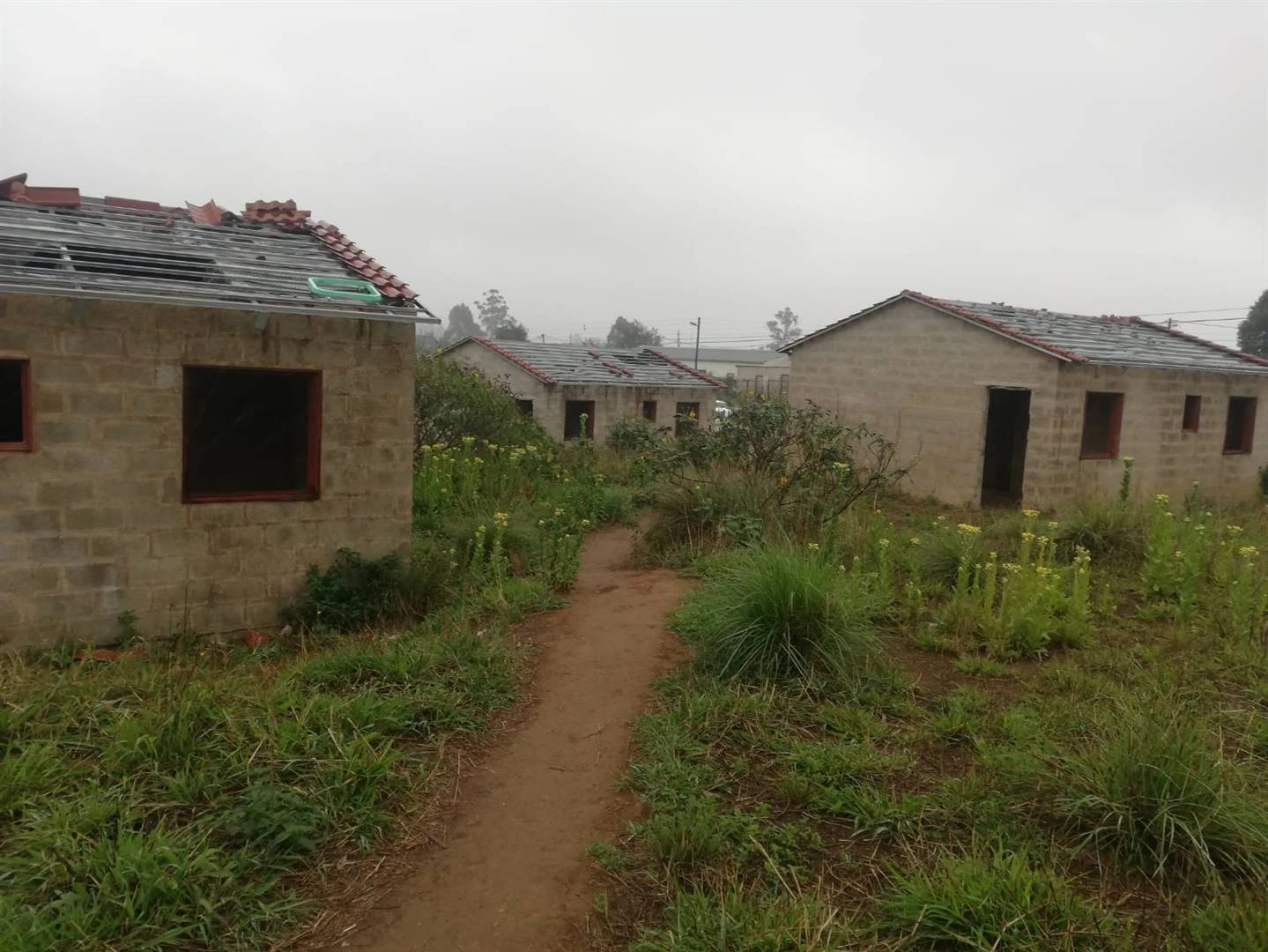 Provinces told to downscale housing projects amid budget cuts