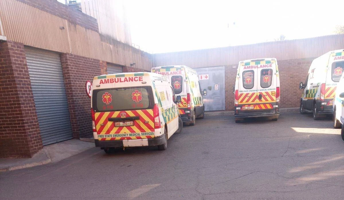 Ure lange wag by Pelonomi ’n ‘nagmerrie’ vir ambulansdienste