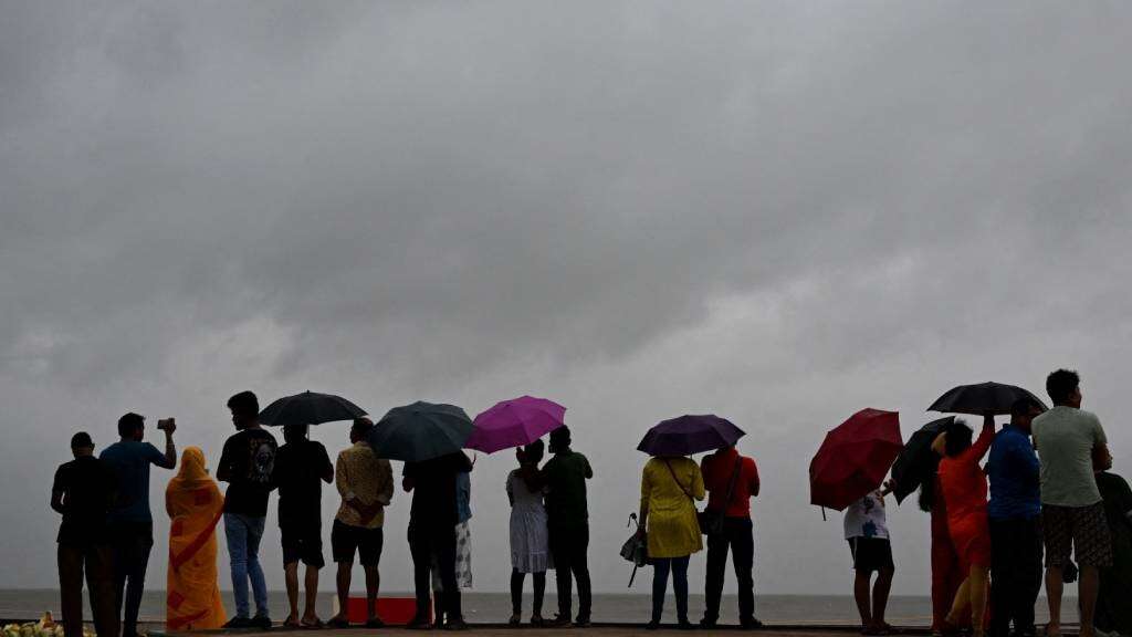 1.1 million flee, fear grips India as 'severe cyclonic storm' Cyclone Dana approaches