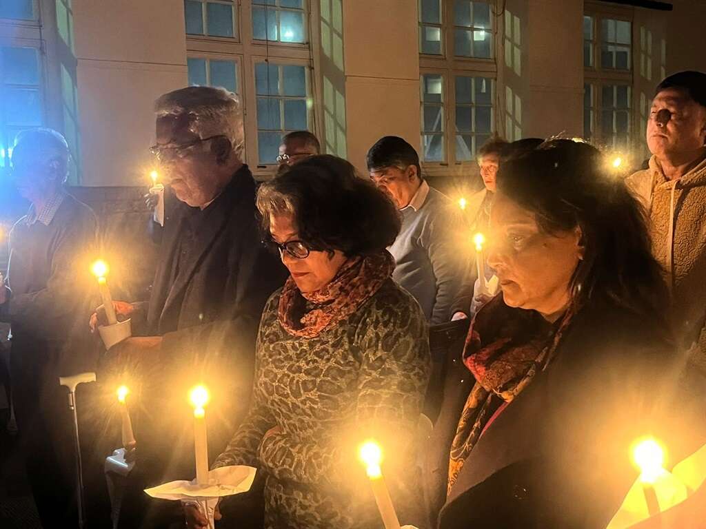 WATCH | 'Pravin, please hang in there': Candlelight vigils held in Joburg, Durban for Gordhan in hospital