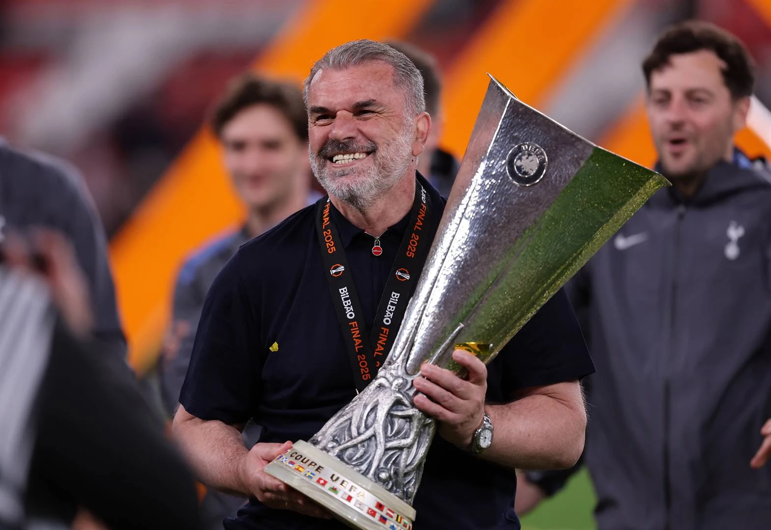 Spurs pos Postecoglou 16 dae nadat hy Europese glorie proe