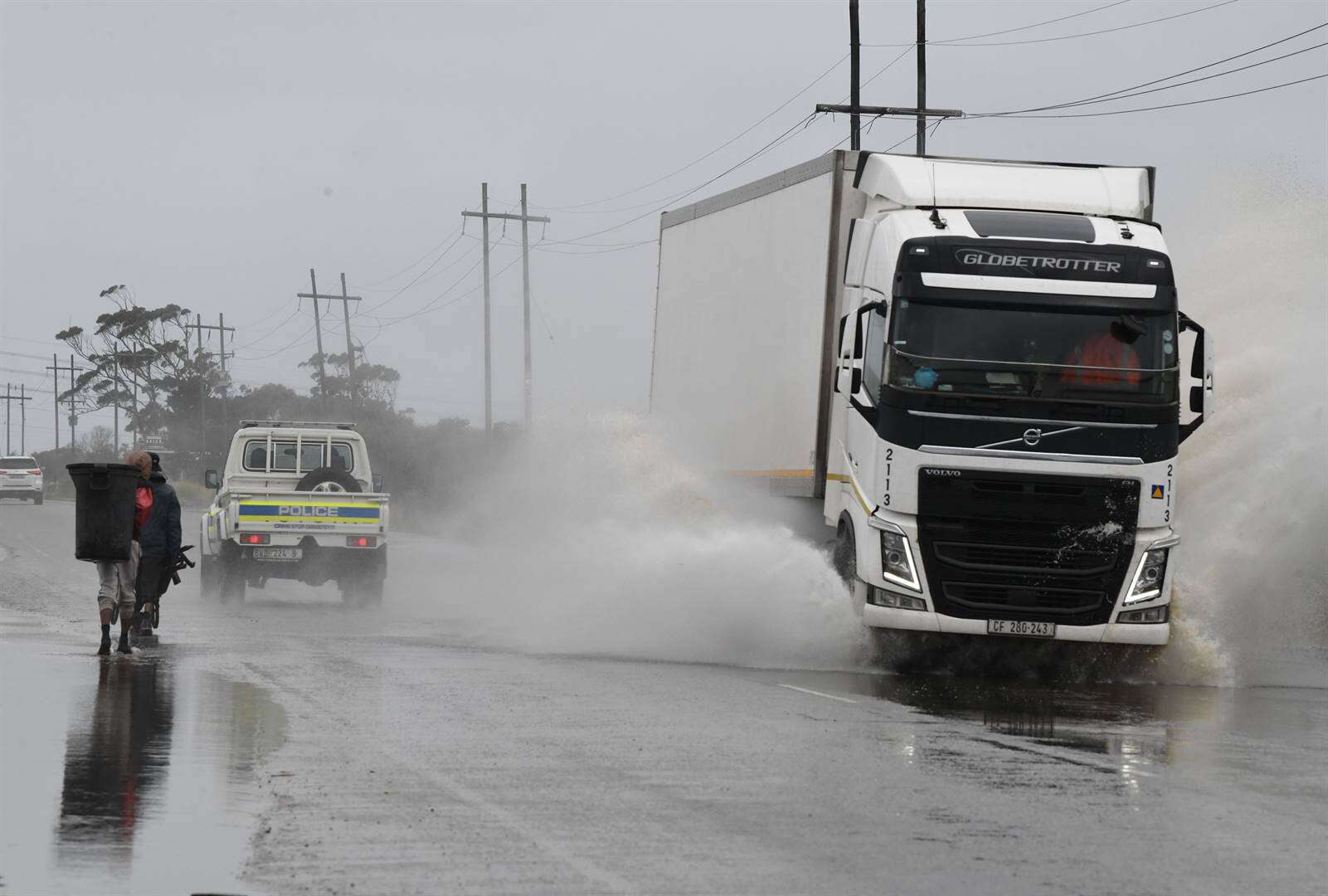 Nat stormweer kan tot einde van jaar voortduur