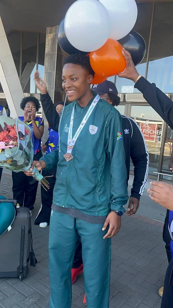 Heldeontvangs vir VS-speler in SA basketbalspan wat brons op Jeugspele verower