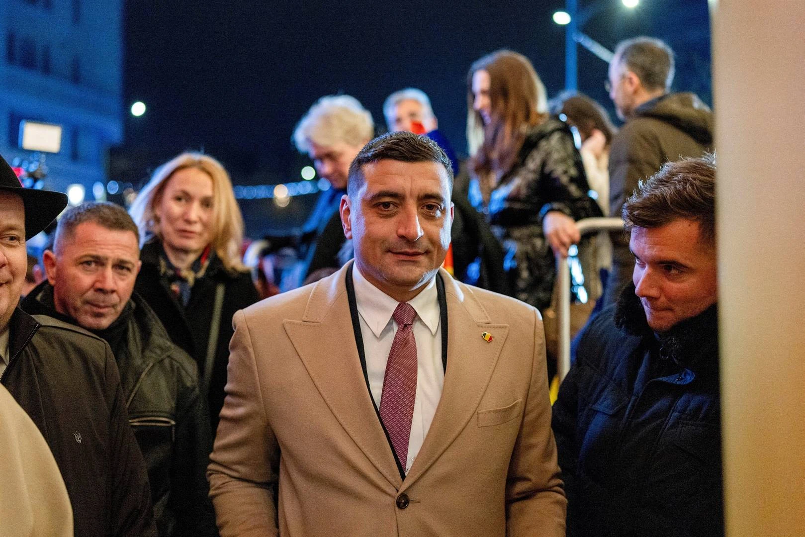 Roemenië gereed vir golf van waninligting voor 2de ronde van verkiesing