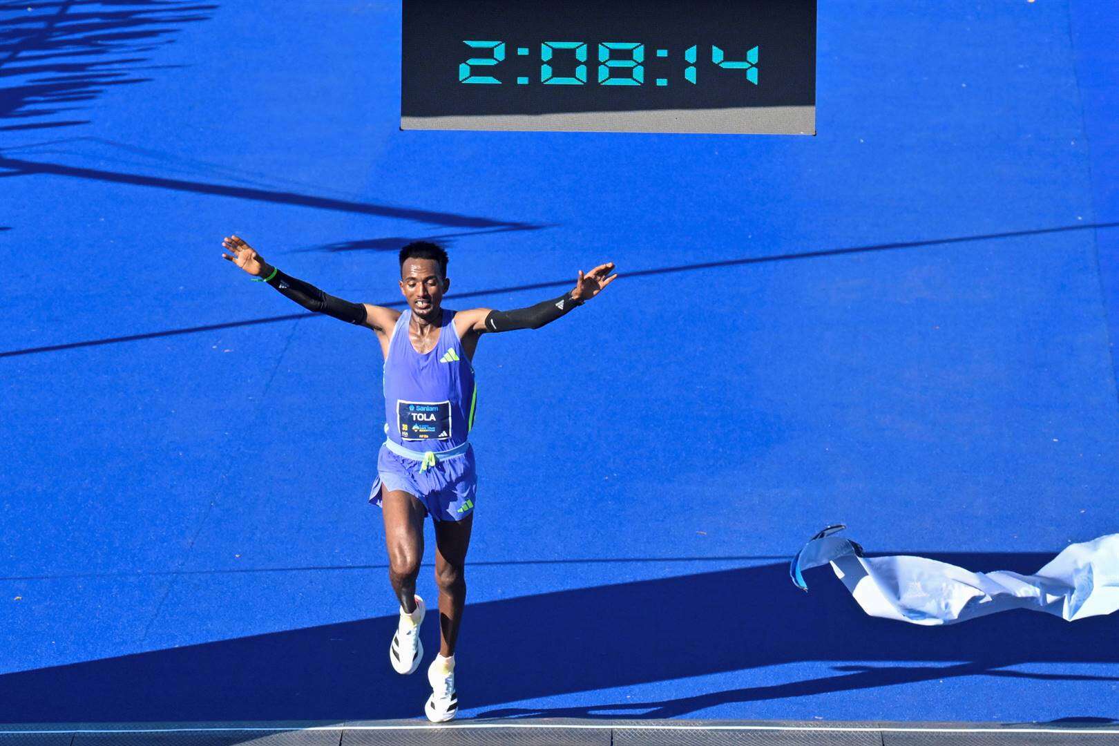 Ouboet die Olimpiese kampioen inspireer wenner van Kaapstad-marathon