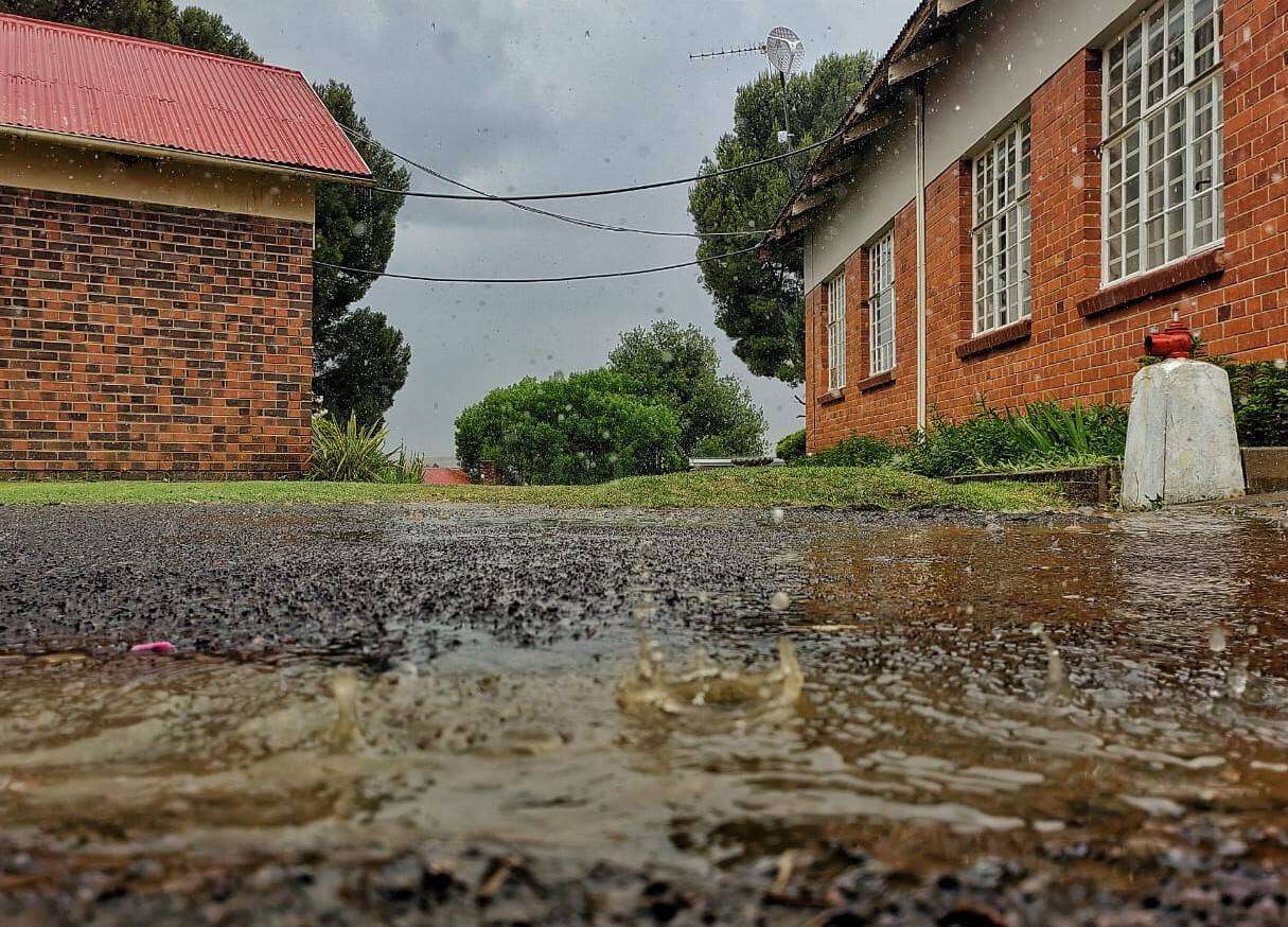 Buie en donderbuie die naweek in Vrystaat verwag