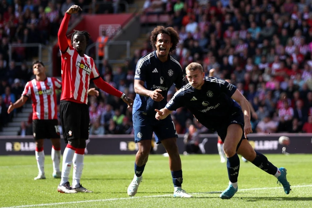 LIVE | Premier League: Brentford v Manchester United