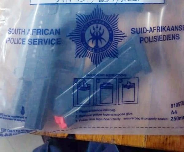 Man wond glo 5 in Bloem ná stryery met uitsmyters