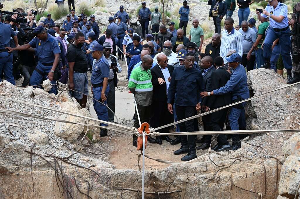 Police spending R1m daily in bid to retrieve zama zamas at Stilfontein mine - committee chair