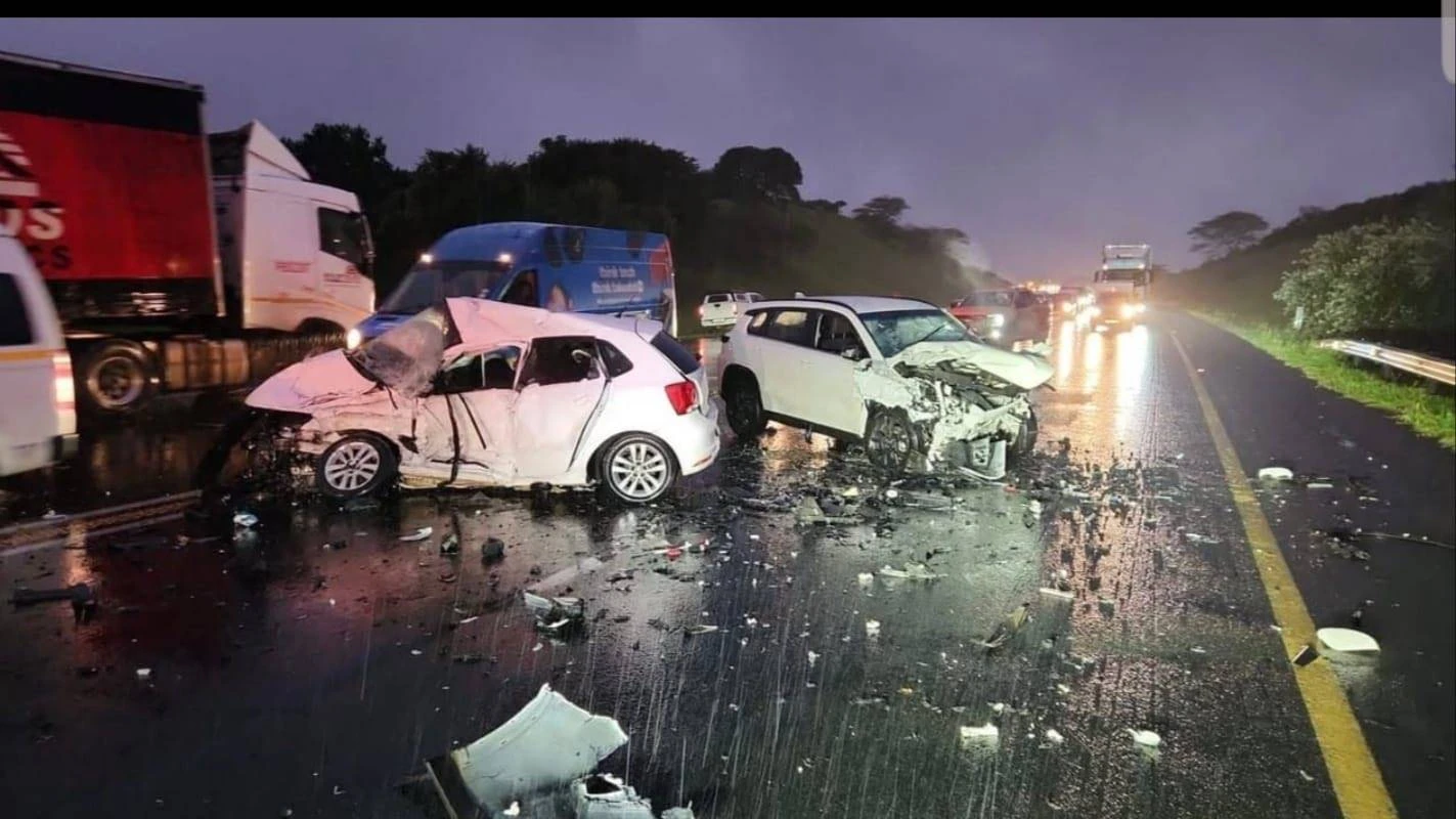Lid van koningshuis in KZN een van talle wat in padongelukke in naweek sterf