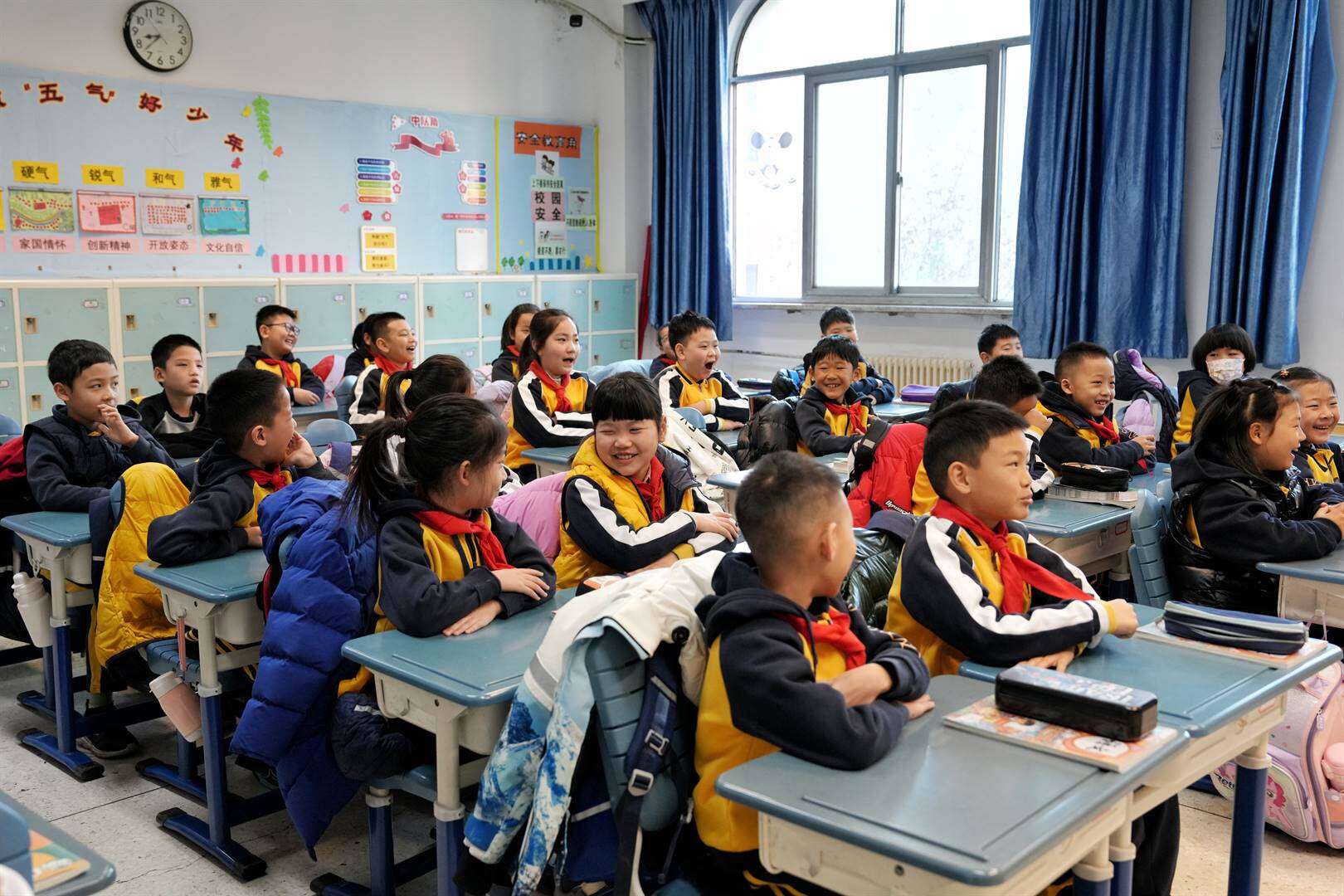 Beijing gaan KI-kursusse vir skoolkinders aanbied