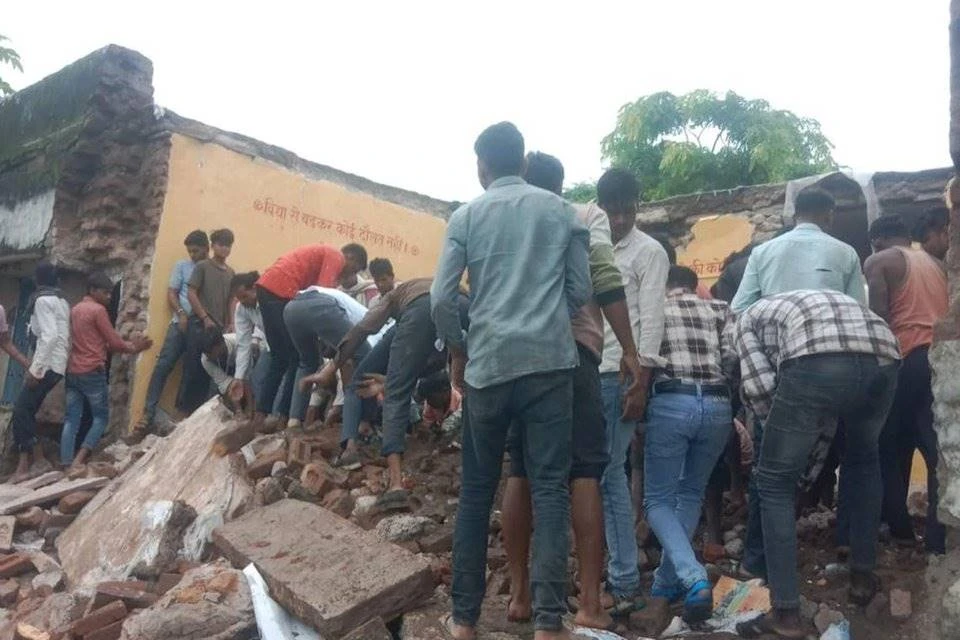 7 kinders dood, 26 beseer toe skoolgebou in Indië ineenstort