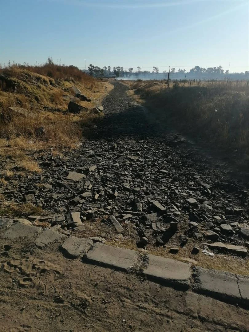 DA wil na Valke oor onvoltooide pad in VS waarvoor miljoene betaal is