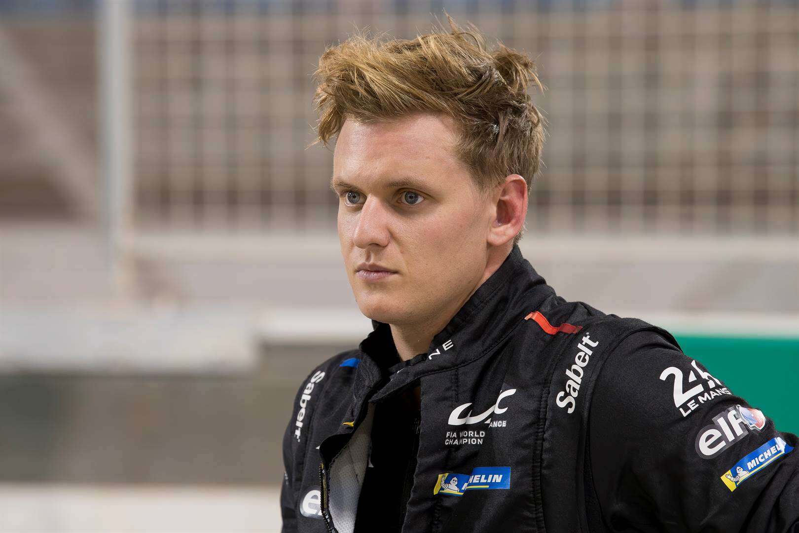 Schumacher groet Mercedes, wil nie aksie uit kuipe dophou