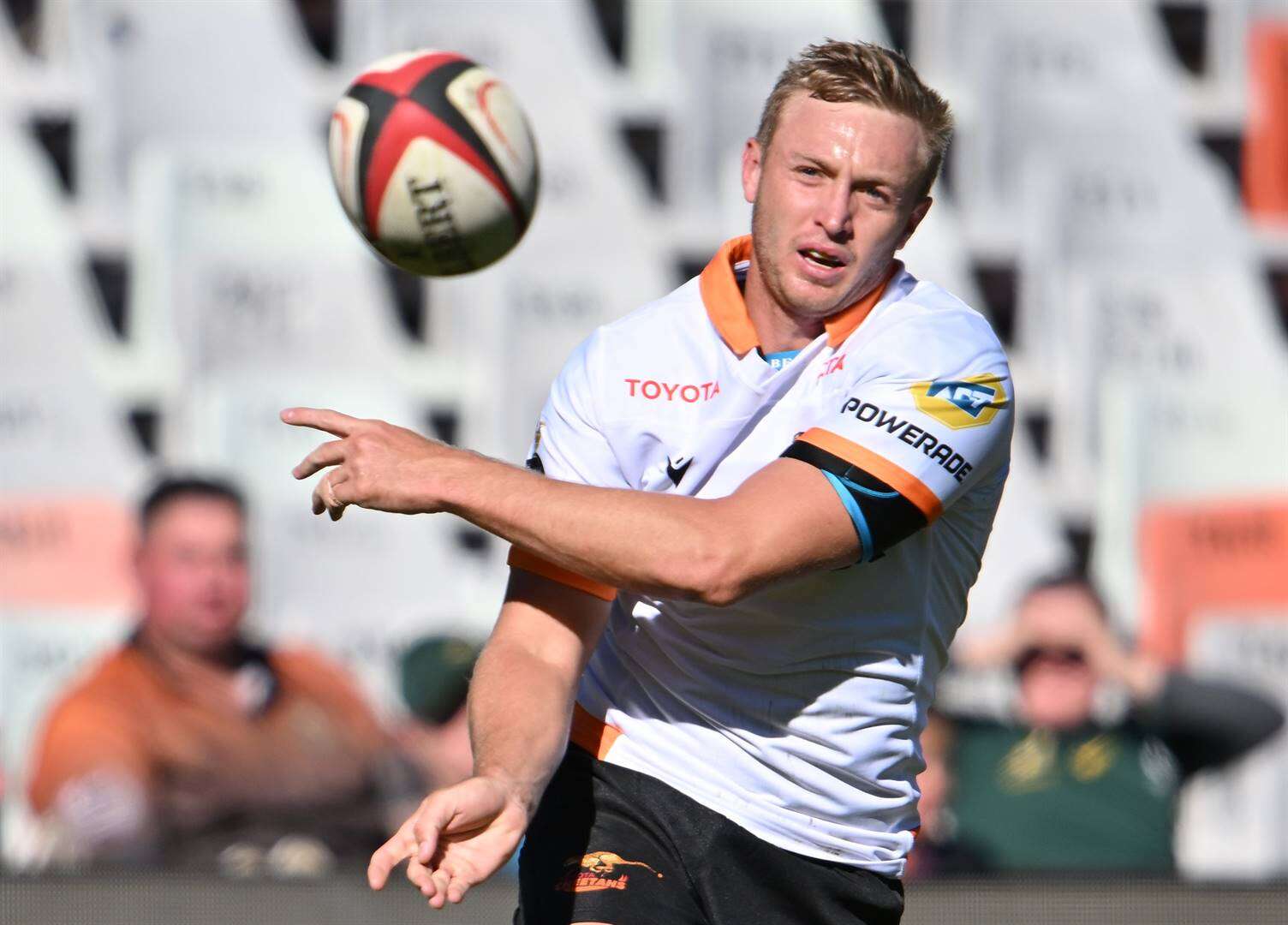 Van der Westhuizen maak terugkeer vir Cheetahs teen Perpignan