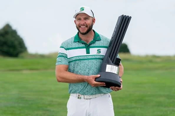 Burmester, SA span oorheers LIV Golf-toernooi in Chicago
