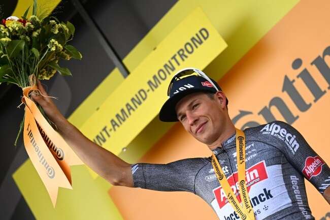 Philipsen at the double on Tour de France sprint