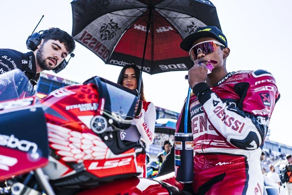 Moto3: Moodley ry deur pyndrempel in terugkeer na baan