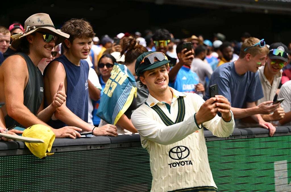 Record 373 691 spectators flock to Australia-India 4th Test