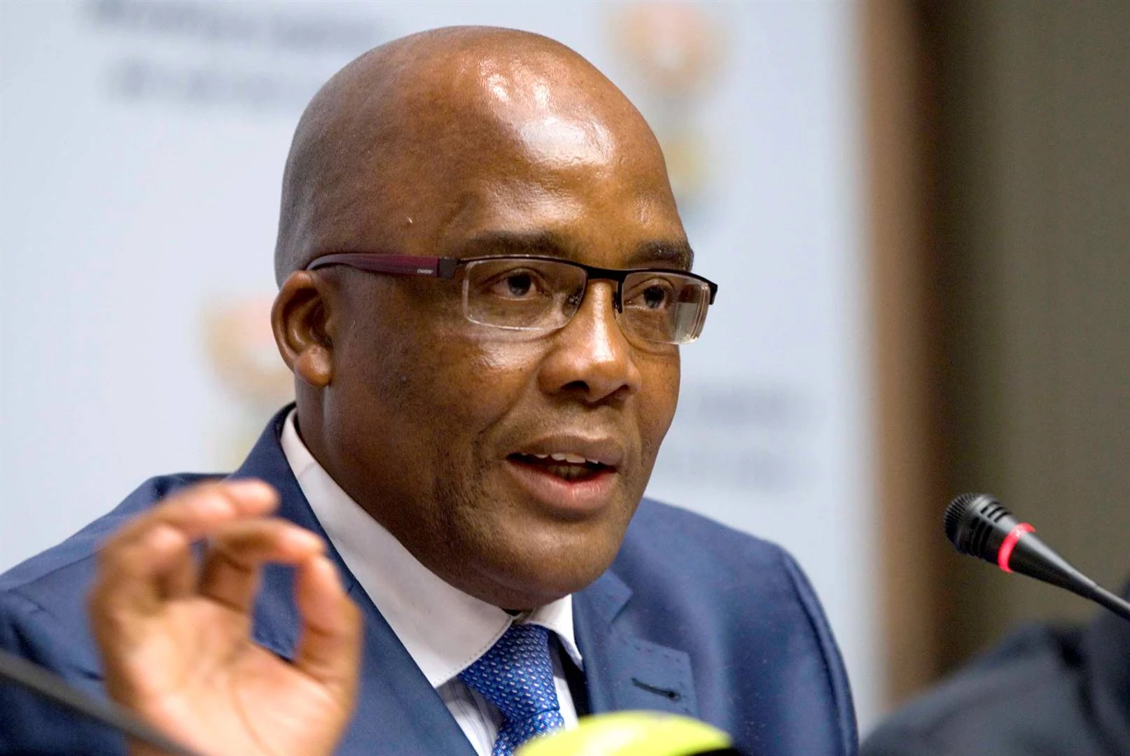 Motsoaledi dodges question on whether he gave permission to ANC officials to travel to Zimbabwe