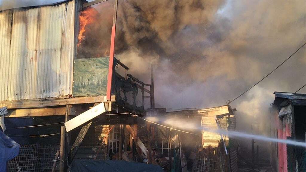 Masiphumelele blaze brought under control, law enforcement roped in to patrol fire lines