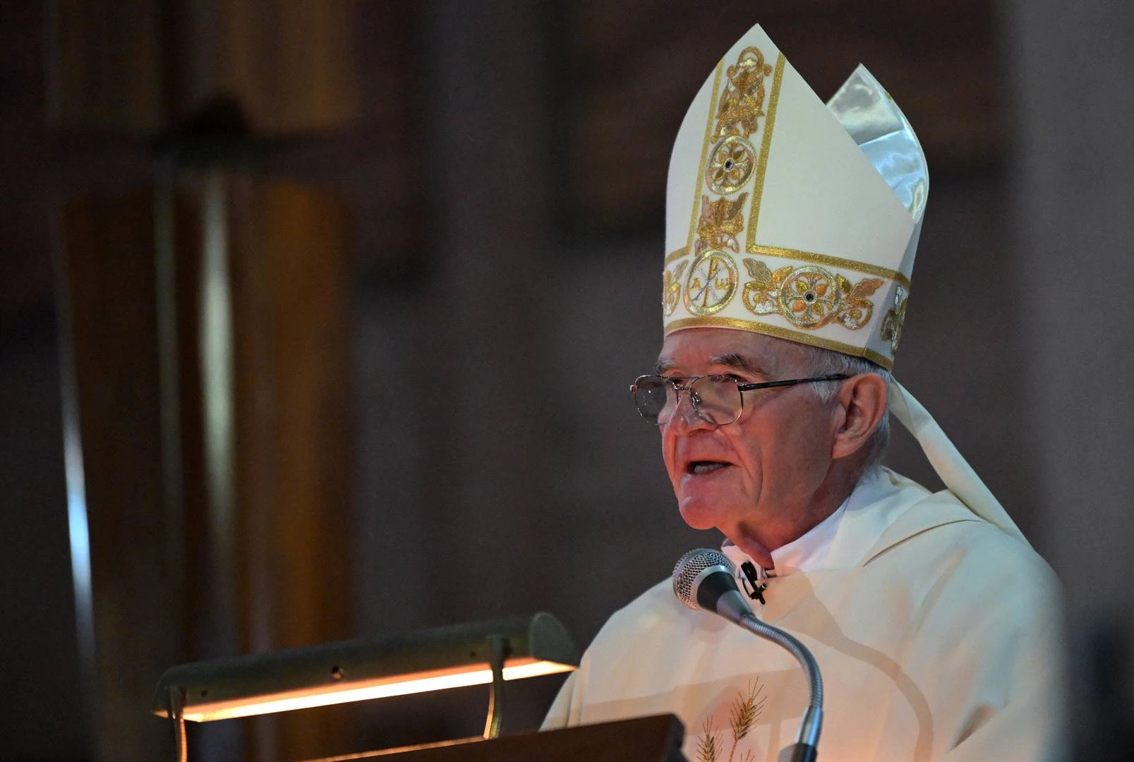 SA kardinaal op pad na Rome vir begrafnis en nuwe pous
