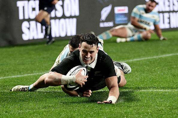 All Blacks mors met Poemas op sopnat Edenpark