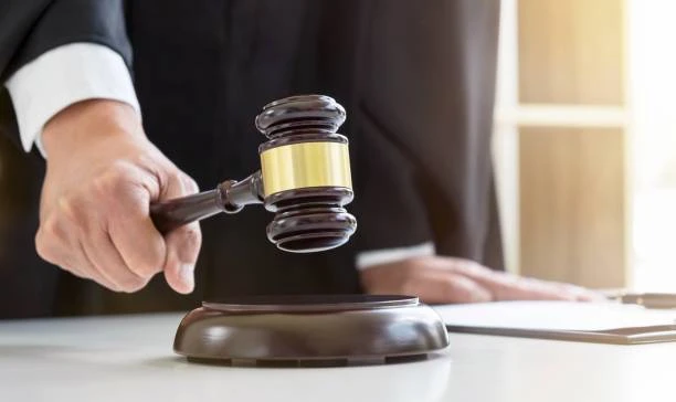 Polisie laat moord-ooggetuie se inligting uitlek, maar nogtans misluk eis