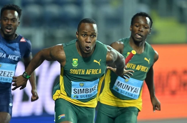 Ecstatic Akani on World Relay Champs win: 'It’s going to be a good show at the Olympics'