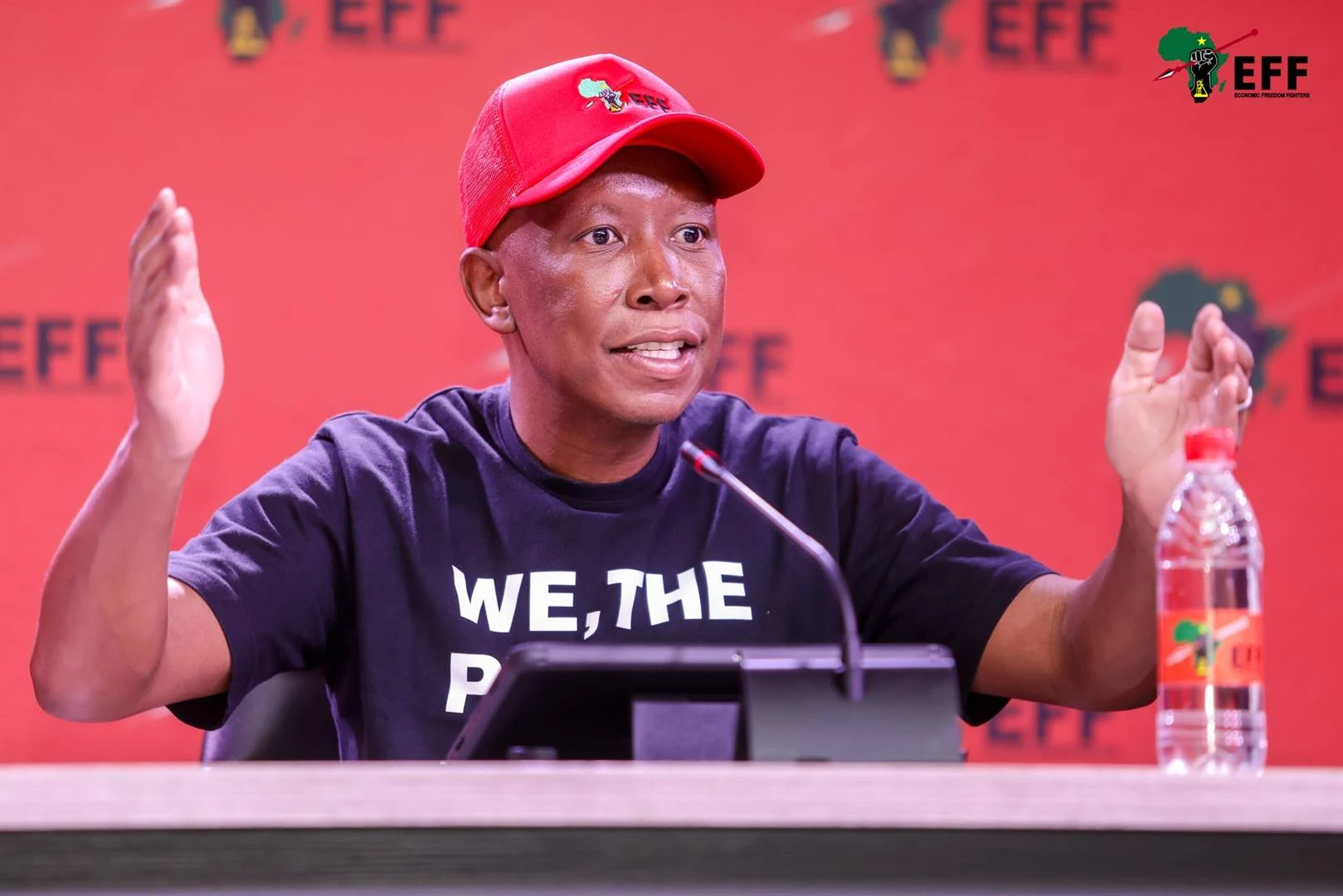 Malema eis ondersoek na ‘wanfunksionele’ NVG