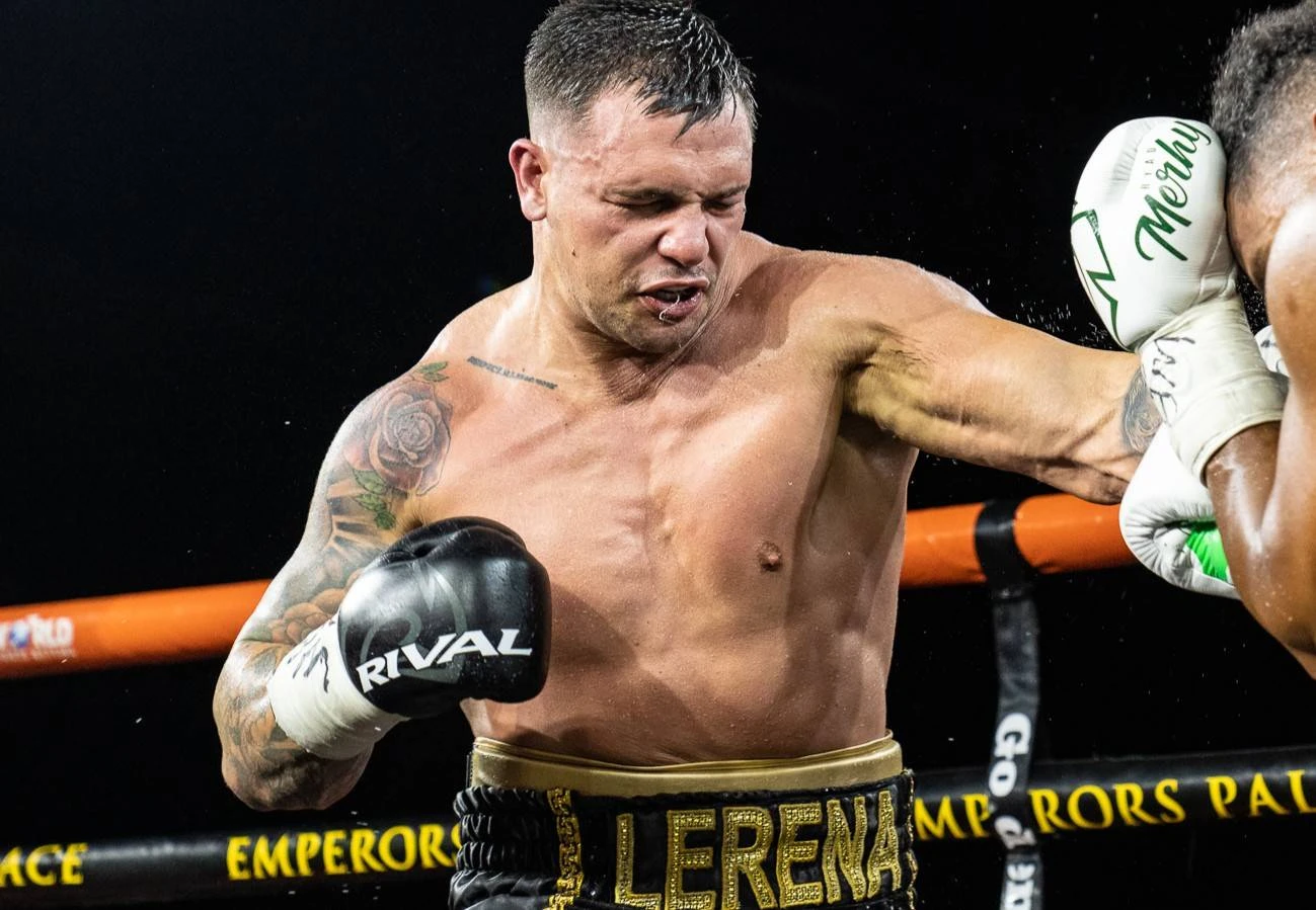 Lerena verwoes teenstander in geskiedkundige geveg