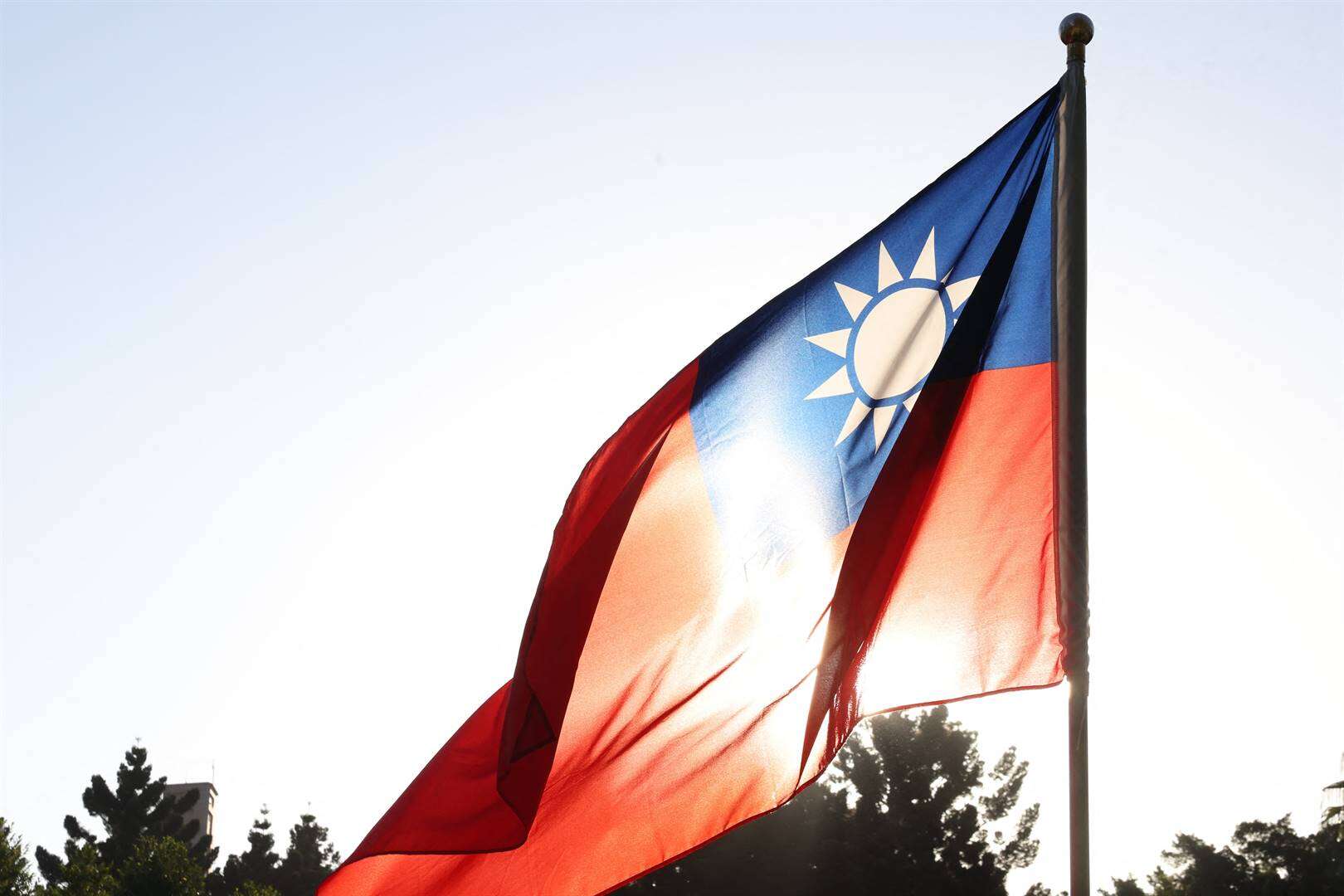 Editorial | Taking Chinese orders on Taiwan puts paid to our claims of independence